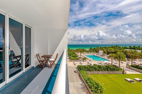 Copropriété à louer à Miami Beach, Floride: 1 chambre, 89.19 m2 № 23853 - photo 1