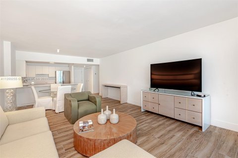 Condominio en alquiler en Miami Beach, Florida, 1 dormitorio, 81.75 m2 № 23864 - foto 5