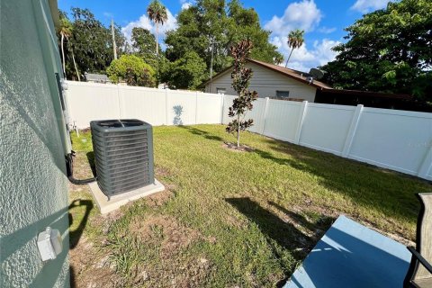 Propiedad comercial en venta en Port Richey, Florida, 4 dormitorios, 289.11 m2 № 1370286 - foto 29