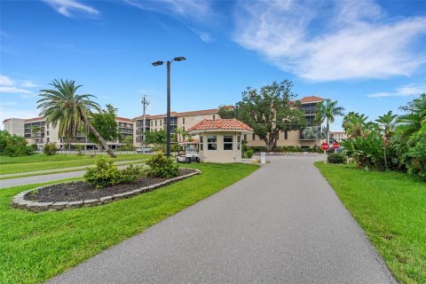 Copropriété à vendre à Punta Gorda, Floride: 2 chambres, 96.34 m2 № 1343899 - photo 4