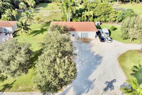 Villa ou maison à vendre à Southwest Ranches, Floride: 4 chambres, 202.43 m2 № 1351585 - photo 10