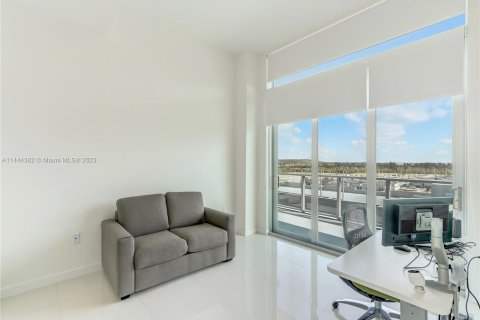 Condominio en venta en Doral, Florida, 3 dormitorios, 124.4 m2 № 691590 - foto 10