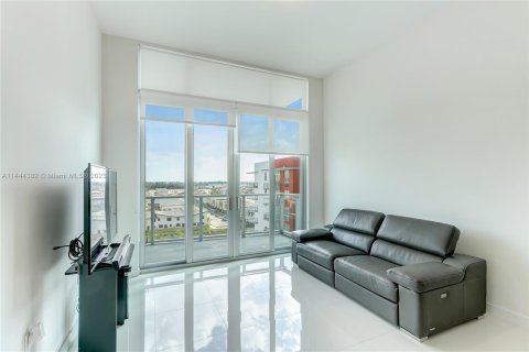 Condominio en venta en Doral, Florida, 3 dormitorios, 124.4 m2 № 691590 - foto 7