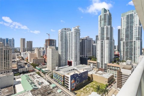 Condo in Miami, Florida, 1 bedroom  № 1390016 - photo 17