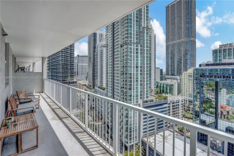 Condo in Miami, Florida, 2 bedrooms  № 1387737 - photo 9