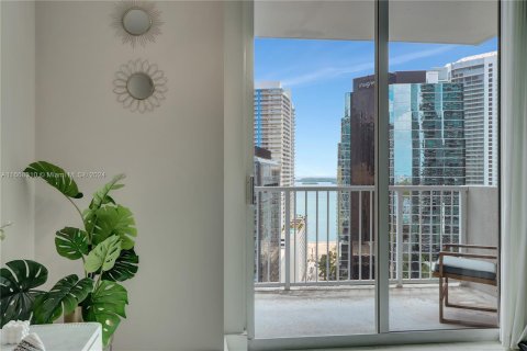 Copropriété à vendre à Miami, Floride: 2 chambres, 106.19 m2 № 1387737 - photo 3