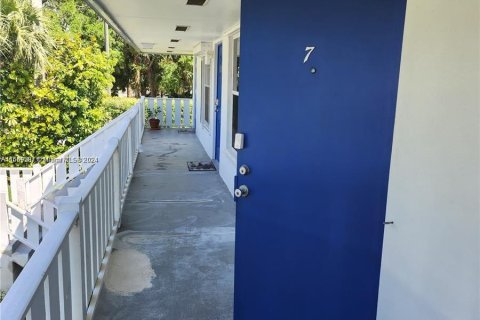 Copropriété à vendre à Stuart, Floride: 1 chambre, 64.66 m2 № 1387739 - photo 2