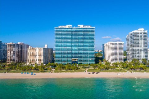 Condominio en venta en Bal Harbour, Florida, 3 dormitorios, 320.51 m2 № 1150820 - foto 1