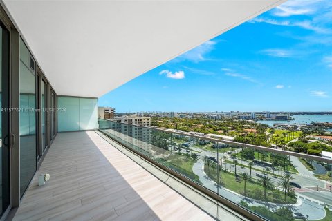 Condo in Bal Harbour, Florida, 3 bedrooms  № 1150820 - photo 19