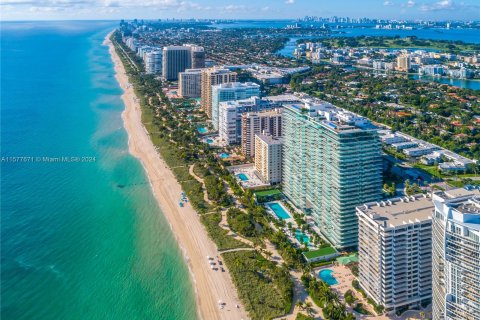 Condo in Bal Harbour, Florida, 3 bedrooms  № 1150820 - photo 25