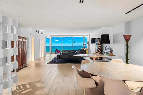 Copropriété à vendre à Bal Harbour, Floride: 3 chambres, 320.51 m2 № 1150820 - photo 14