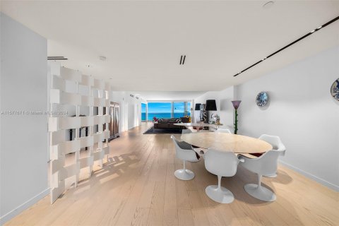 Copropriété à vendre à Bal Harbour, Floride: 3 chambres, 320.51 m2 № 1150820 - photo 4