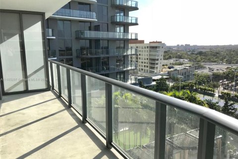 Condo in Miami, Florida, 1 bedroom  № 1360264 - photo 6