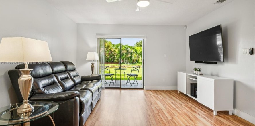 Condo à Coral Springs, Floride, 2 chambres  № 1360266