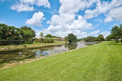 Copropriété à vendre à Coral Springs, Floride: 2 chambres, 103.49 m2 № 1360266 - photo 13