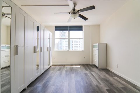 Condominio en venta en Miami Beach, Florida, 1 dormitorio, 55.74 m2 № 1348406 - foto 11