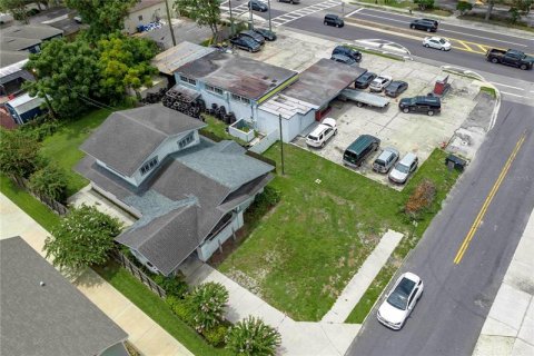 Commercial property in Lakeland, Florida 411.56 sq.m. № 220389 - photo 6