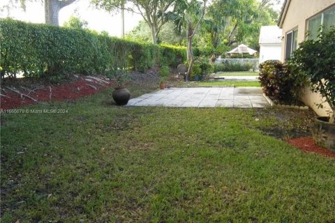 House in Weston, Florida 3 bedrooms, 150.04 sq.m. № 1381682 - photo 8