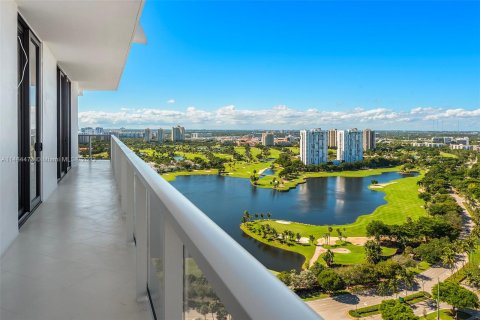 Copropriété à vendre à Aventura, Floride: 4 chambres, 238.94 m2 № 832644 - photo 10