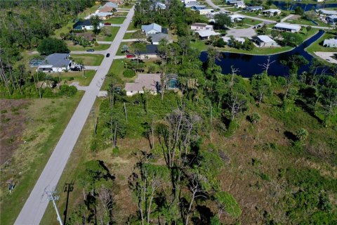 Terreno en venta en Englewood, Florida № 1123870 - foto 15