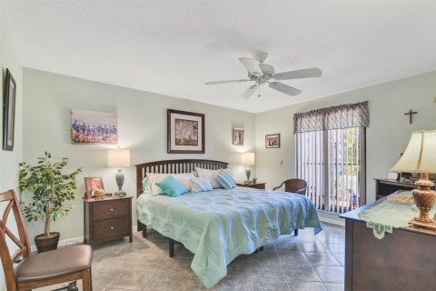 Villa ou maison à vendre à Deerfield Beach, Floride: 2 chambres, 131.46 m2 № 1141535 - photo 15