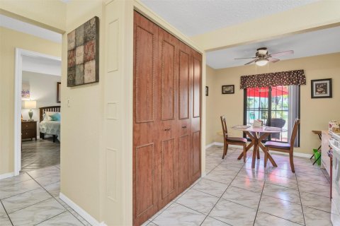 Villa ou maison à vendre à Deerfield Beach, Floride: 2 chambres, 131.46 m2 № 1141535 - photo 5