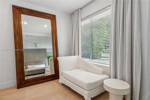 Casa en venta en Miami Beach, Florida, 4 dormitorios, 223.15 m2 № 1316645 - foto 15