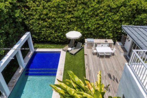 Casa en venta en Miami Beach, Florida, 4 dormitorios, 223.15 m2 № 1316645 - foto 28