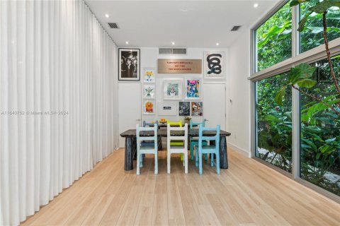 Casa en venta en Miami Beach, Florida, 4 dormitorios, 223.15 m2 № 1316645 - foto 6