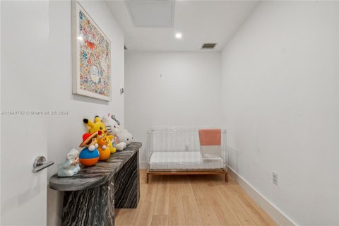 Casa en venta en Miami Beach, Florida, 4 dormitorios, 223.15 m2 № 1316645 - foto 23