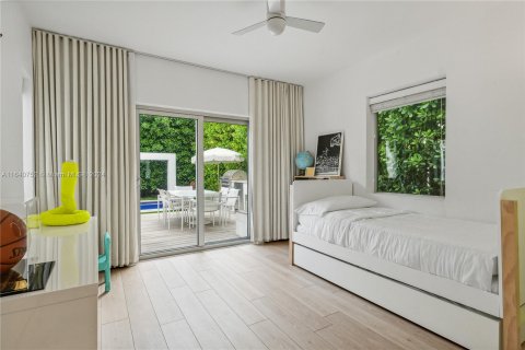 Casa en venta en Miami Beach, Florida, 4 dormitorios, 223.15 m2 № 1316645 - foto 22