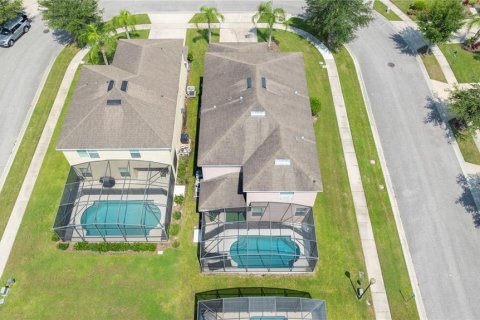 Villa ou maison à vendre à Kissimmee, Floride: 5 chambres, 260.68 m2 № 1338199 - photo 3