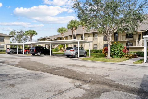 Copropriété à vendre à Vero Beach, Floride: 2 chambres, 110.37 m2 № 945756 - photo 3