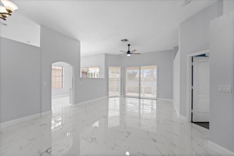 Villa ou maison à vendre à West Palm Beach, Floride: 3 chambres, 151.71 m2 № 1151715 - photo 27