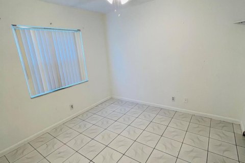 Copropriété à vendre à Coral Springs, Floride: 3 chambres, 100.24 m2 № 1151965 - photo 10