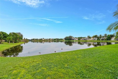 Villa ou maison à vendre à Lake Worth, Floride: 6 chambres, 335.75 m2 № 1414741 - photo 8