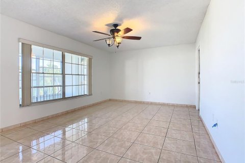 Condo in Kissimmee, Florida, 2 bedrooms  № 1414742 - photo 7