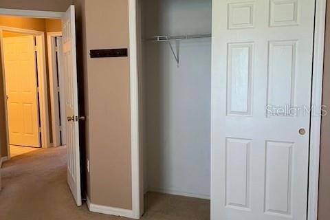 Townhouse in Tampa, Florida 3 bedrooms, 140.38 sq.m. № 1340932 - photo 12