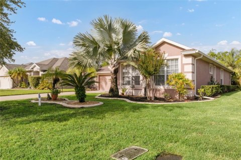 Villa ou maison à vendre à Daytona Beach, Floride: 4 chambres, 186.92 m2 № 1354708 - photo 5