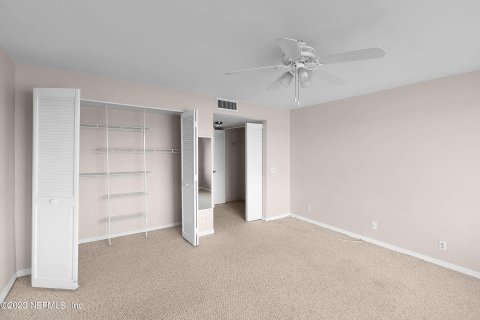 Condo in Jacksonville, Florida, 2 bedrooms  № 865745 - photo 10