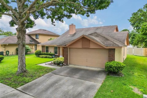 Villa ou maison à vendre à Winter Springs, Floride: 3 chambres, 182 m2 № 1343112 - photo 5