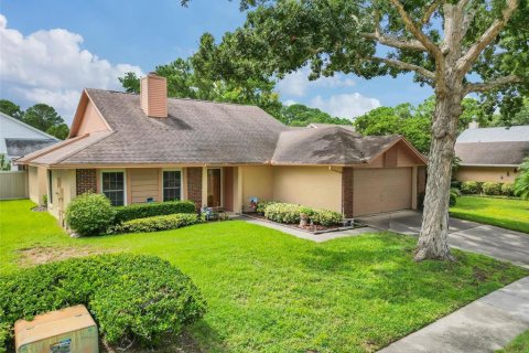 Villa ou maison à vendre à Winter Springs, Floride: 3 chambres, 182 m2 № 1343112 - photo 1