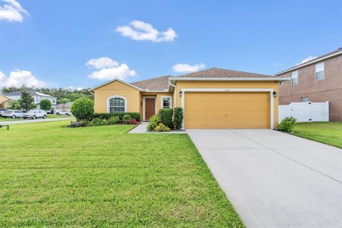 Villa ou maison à vendre à Kissimmee, Floride: 3 chambres, 143.53 m2 № 1343115 - photo 1