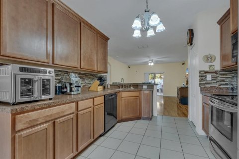 Casa en venta en Kissimmee, Florida, 3 dormitorios, 143.53 m2 № 1343115 - foto 14