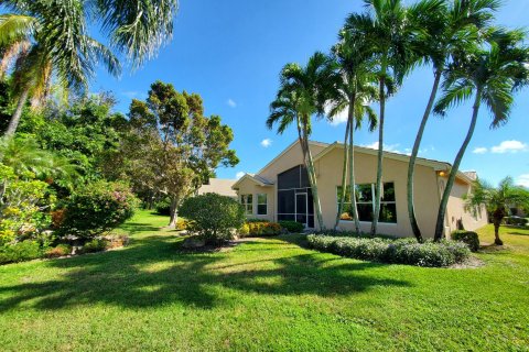 House in Boynton Beach, Florida 4 bedrooms, 248.05 sq.m. № 837812 - photo 11