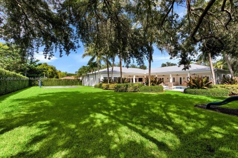 Villa ou maison à vendre à Pinecrest, Floride: 5 chambres, 482.81 m2 № 739820 - photo 19