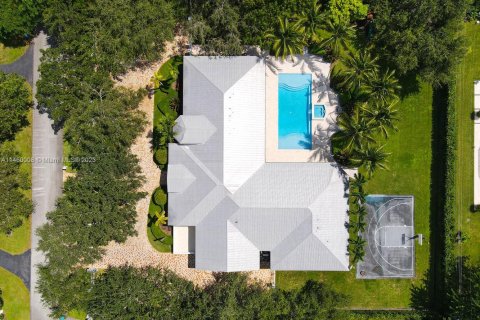 Casa en venta en Pinecrest, Florida, 5 dormitorios, 482.81 m2 № 739820 - foto 15