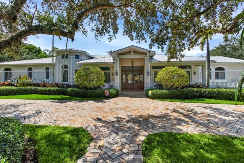Casa en venta en Pinecrest, Florida, 5 dormitorios, 482.81 m2 № 739820 - foto 1