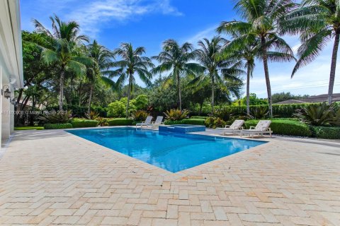 Villa ou maison à vendre à Pinecrest, Floride: 5 chambres, 482.81 m2 № 739820 - photo 27