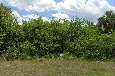 Terreno en venta en Lehigh Acres, Florida № 922599 - foto 1